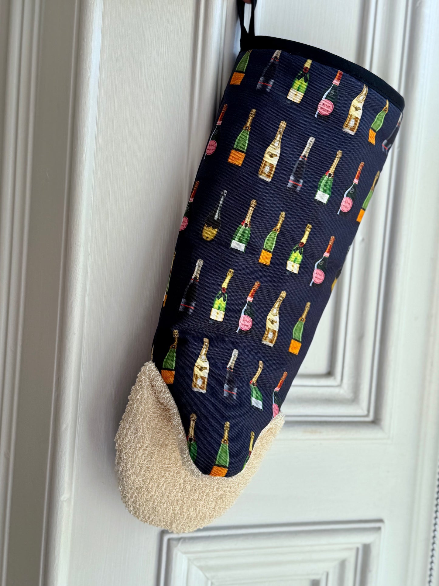 Champagne & Fizz Gauntlet