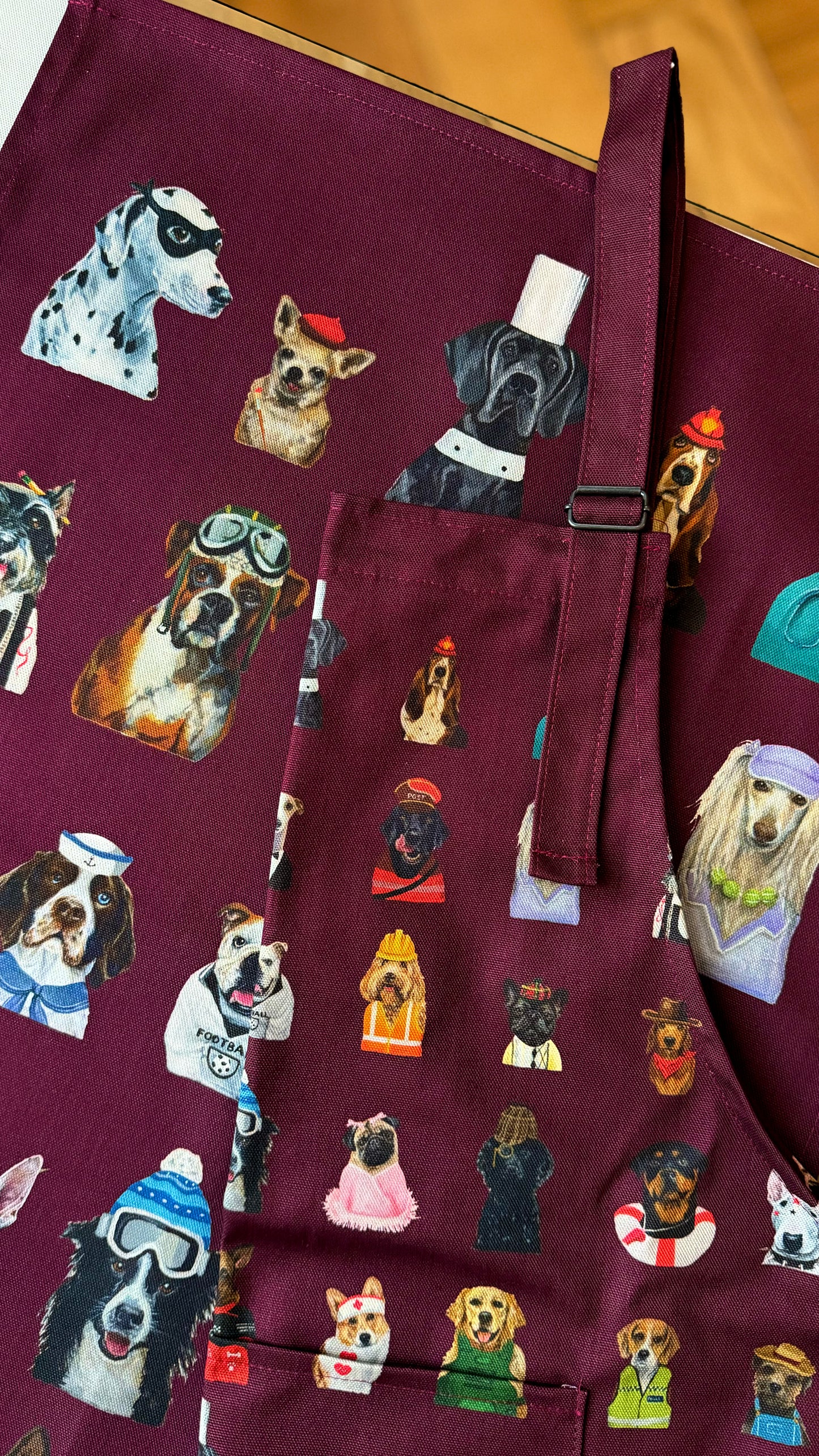DOGS 100% Cotton Apron Berry Homeware