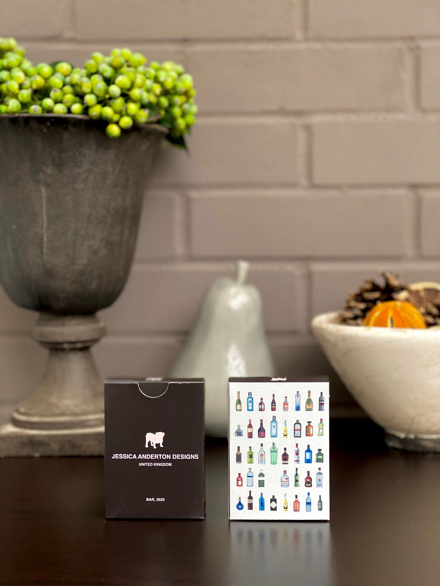 Bar playing cards poker bottles table case