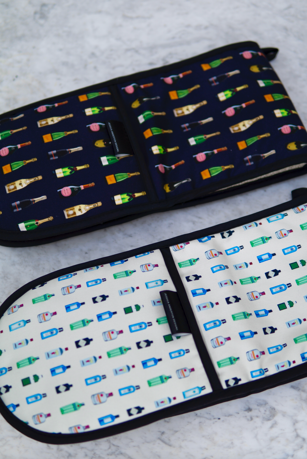 GIN Double Oven Gloves