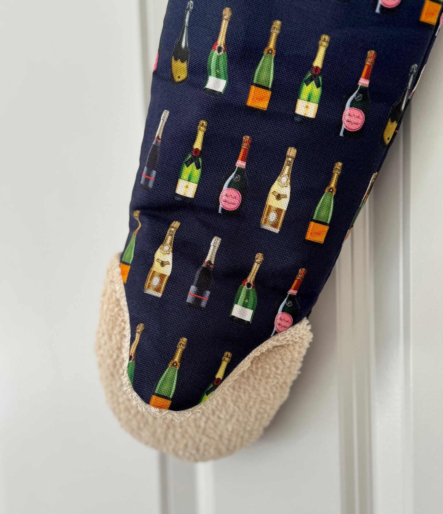 Champagne & Fizz Gauntlet (PRE-ORDER)
