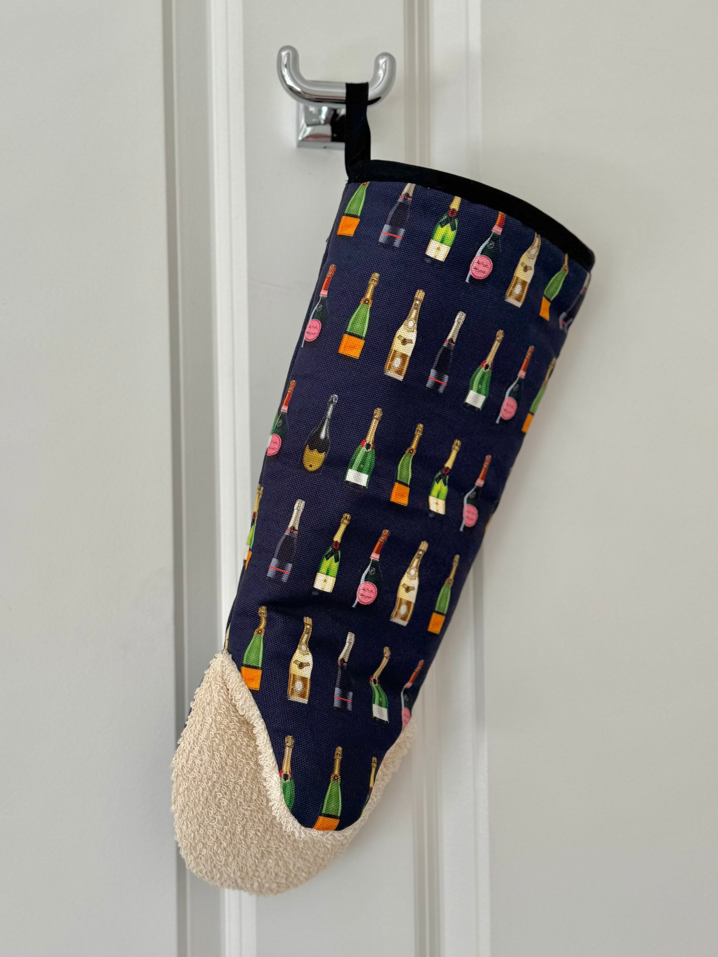 Champagne & Fizz Gauntlet (PRE-ORDER)