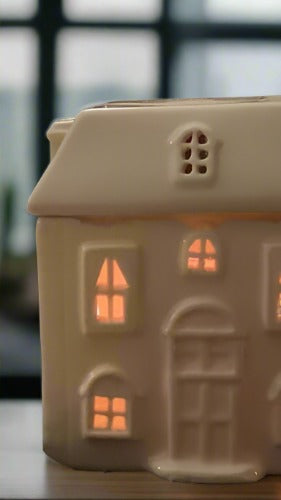 White Ceramic House: Fragrance & Wax Melt