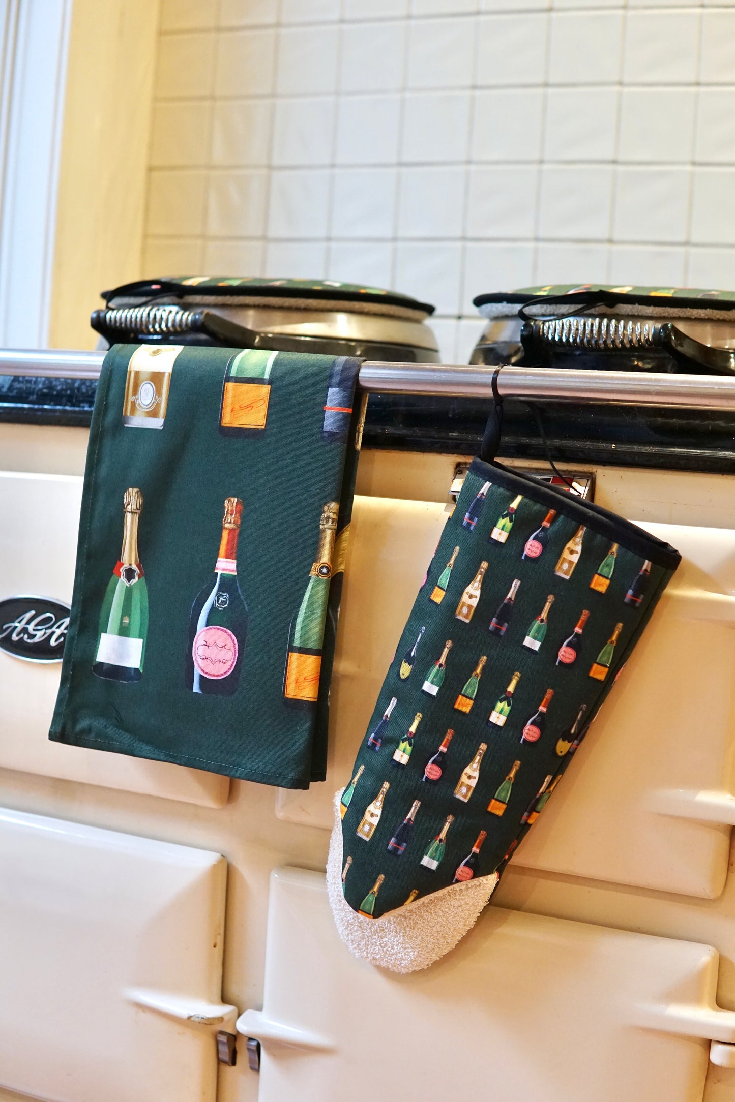 Champagne & Fizz Gauntlet