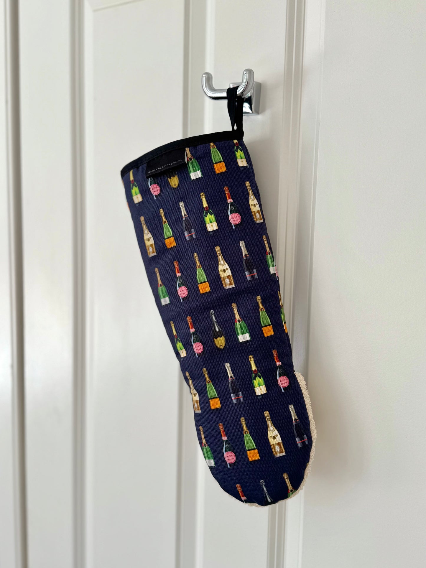 Champagne & Fizz Gauntlet (PRE-ORDER)