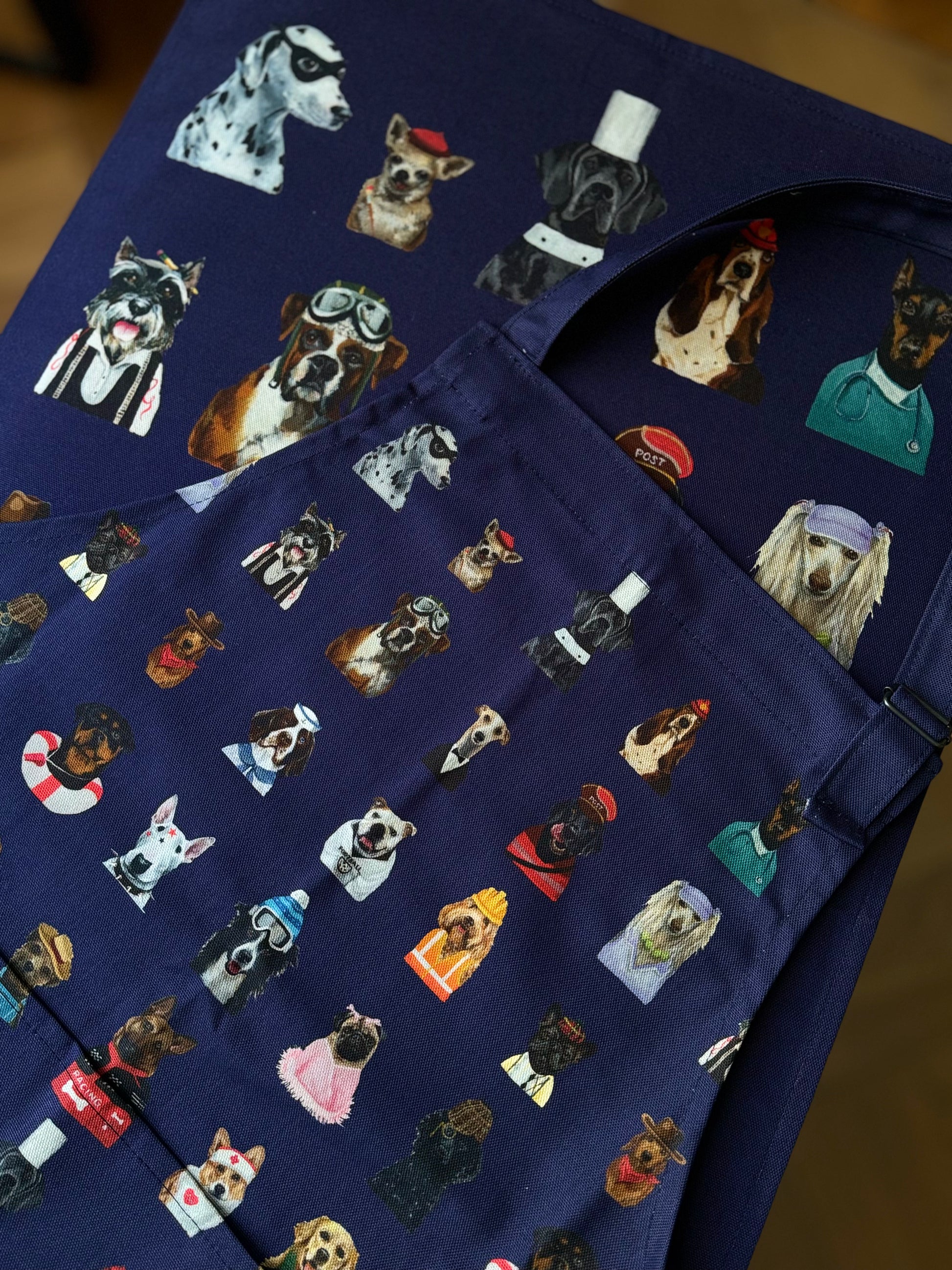 DOGS 100% Cotton Apron Navy Homeware Gifts British