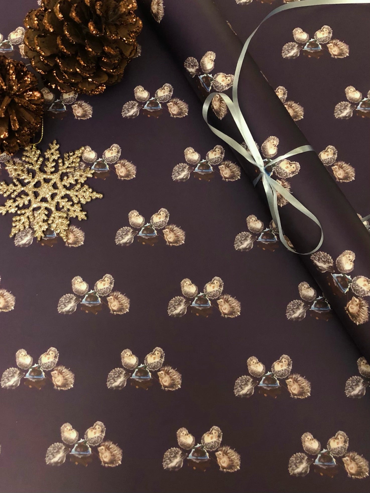 wrapping paper gift wrap presents hedgehogs bonfire christmas pudding